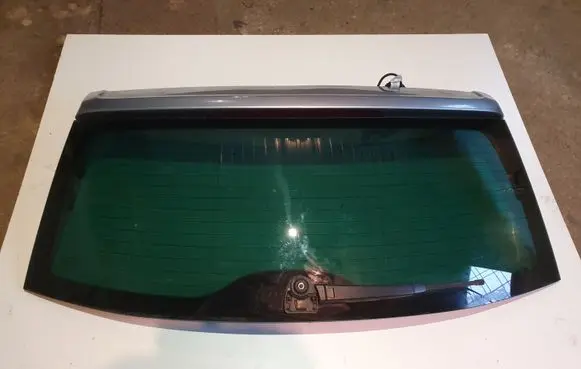 Volkswagen Touareg I Opening tailgate glass 750100201