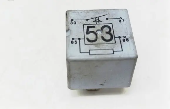 Volkswagen Golf IV Other relay 141951253B