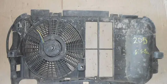 Peugeot 205 Electric radiator cooling fan