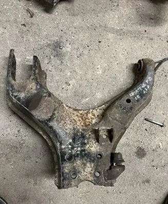 Front lower control arm/wishbone