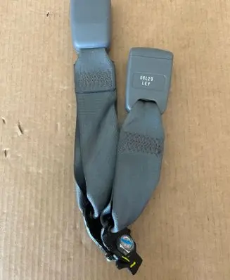 Chevrolet Nubira Rear seatbelt buckle