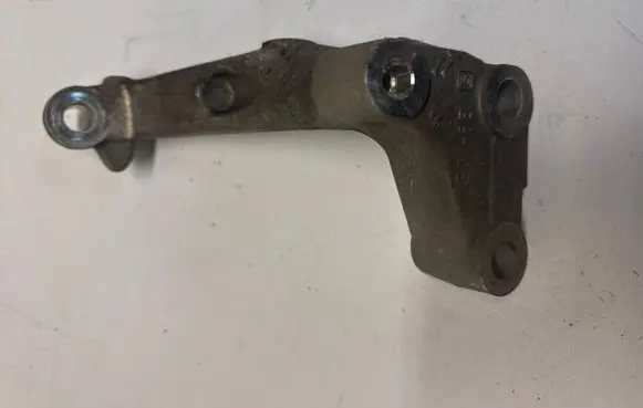 Peugeot 308 Front control arm S04-6B S046B 015162