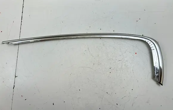 Maserati Quattroporte Rear door trim (molding)