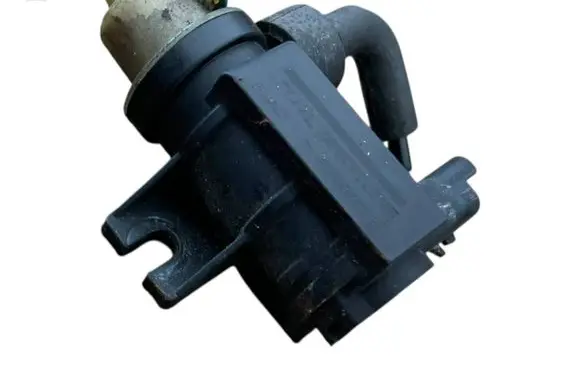 Citroen C4 II Picasso Turbo solenoid valve 9677363880 70230003 17T223