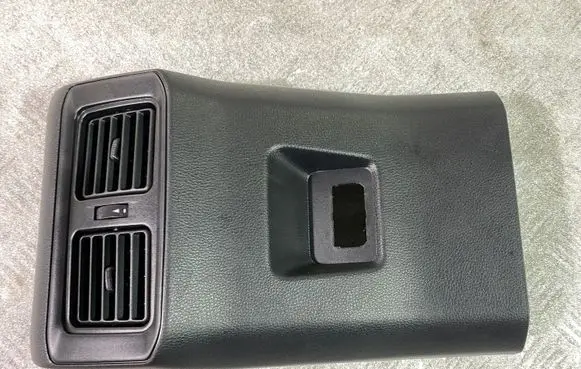 Toyota RAV 4 (XA50) Rear air vent grill 5886060050 5890342060