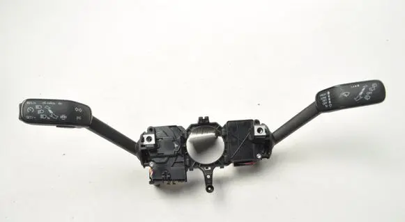 Skoda Fabia Mk4 (6VA) A set of switches 2Q0953521AB