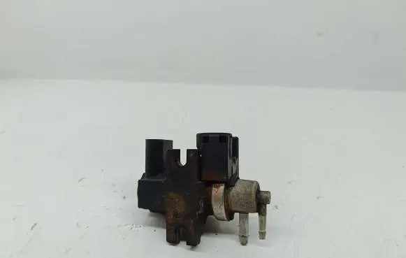Audi A4 S4 B6 8E 8H Turbo solenoid valve 8e0906627c