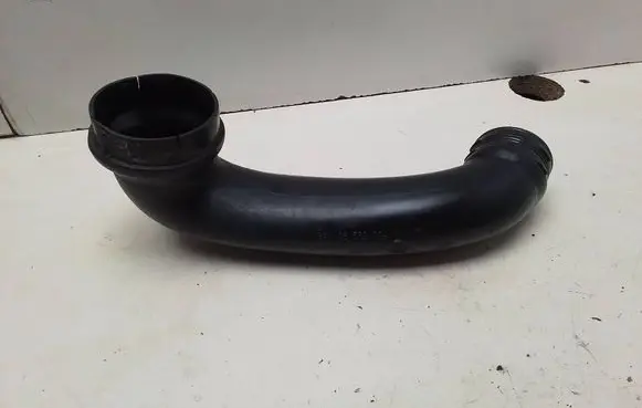 Intercooler hose/pipe