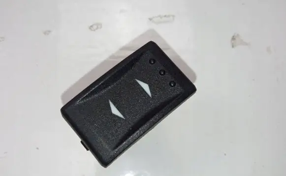 Ford Mondeo Mk III Quarter vent window switch 1S7T-14529-AB