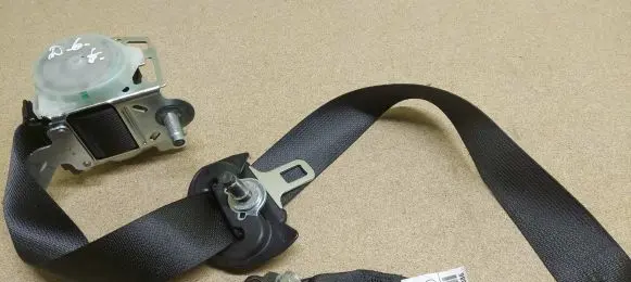 Acura MDX III Third row seat belt 