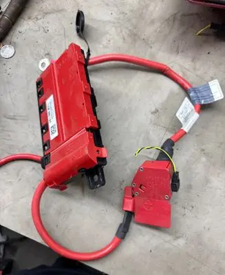 BMW 3 F30 F35 F31 Positive cable (battery) 10304410 9259425