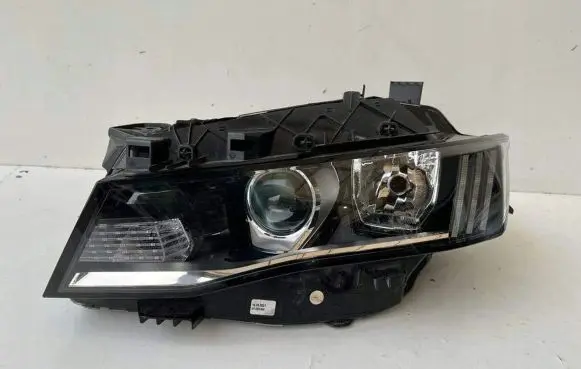 Peugeot 508 II Headlight/headlamp 9823144280
