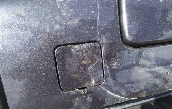 Front tow hook cap/cover