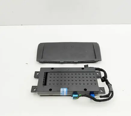 Land Rover Range Rover Sport L461 Wireless charging module L8B214E288AE