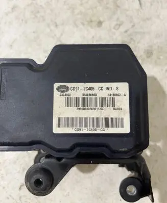 Ford Mondeo MK IV ABS Pump CG912C405CC 17393902