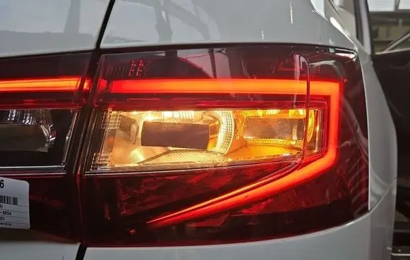 Skoda Superb B8 (3V) Rear/tail lights 3V9945208A IMPRK1505277