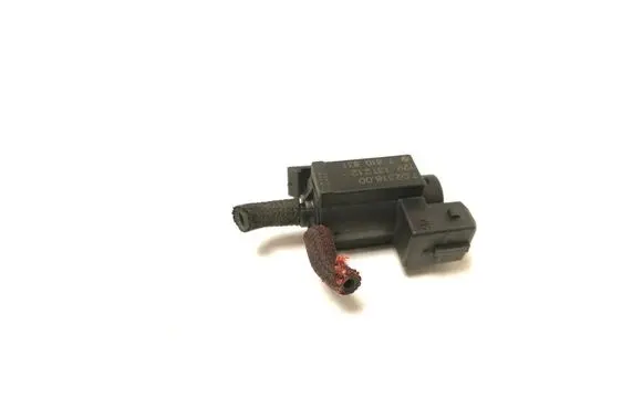 BMW 5 F10 F11 Turbo solenoid valve 7810831