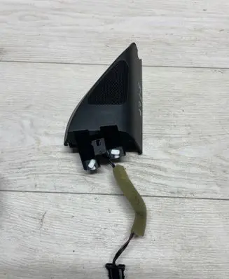 Volkswagen PASSAT B7 Front door high frequency speaker 3C8035411 904175460009