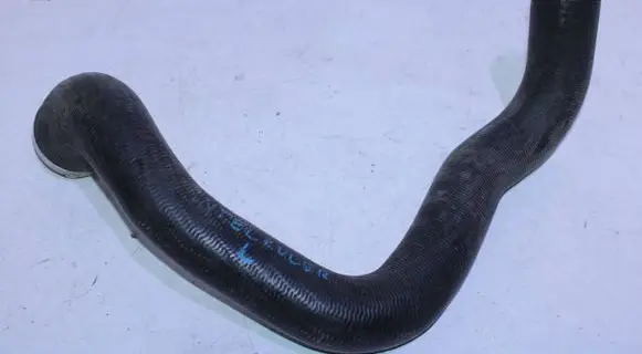 Ford Kuga II Intercooler hose/pipe FV416F072AD