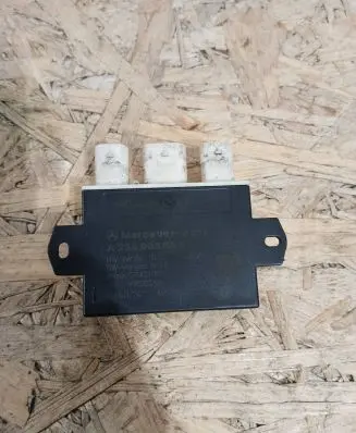 Mercedes-Benz GLC X253 C253 Tailgate/trunk control unit/module A2389053301 C17433107 K95303AH