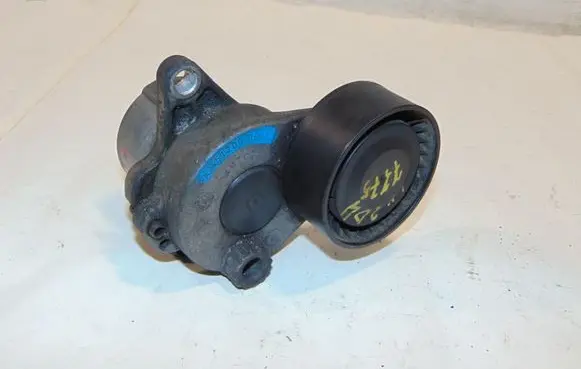 Mercedes-Benz C W204 Generator/alternator belt tensioner A6512001770 A6512000070 A6512001670