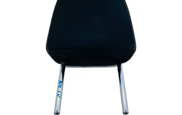 Toyota RAV 4 (XA40) Front seat headrest 