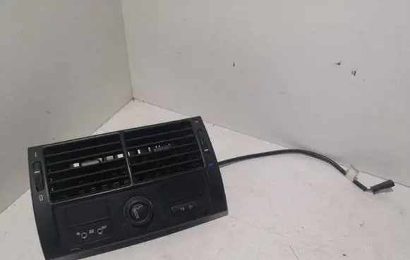 BMW X5 E53 Rear air vent grill 8370910