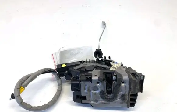Mercedes-Benz GLE W167 Front door lock A0997206801