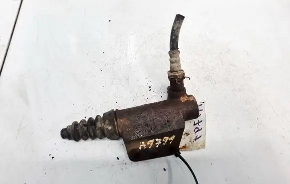 Fiat Doblo Clutch master cylinder 