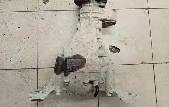 Mercedes-Benz R W251 Rear differential