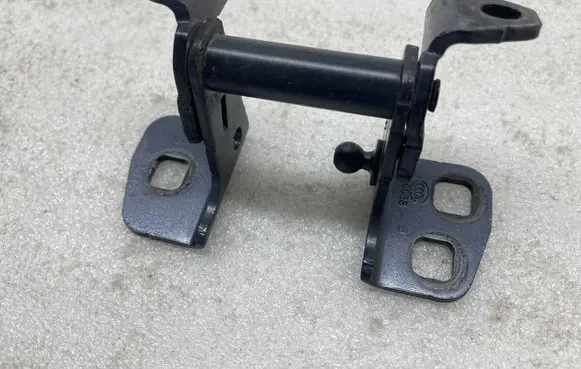 Front door upper hinge