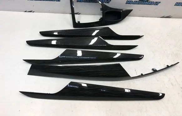 BMW X1 E84 Dashboard glove box trim 2991387 52850610 2991702