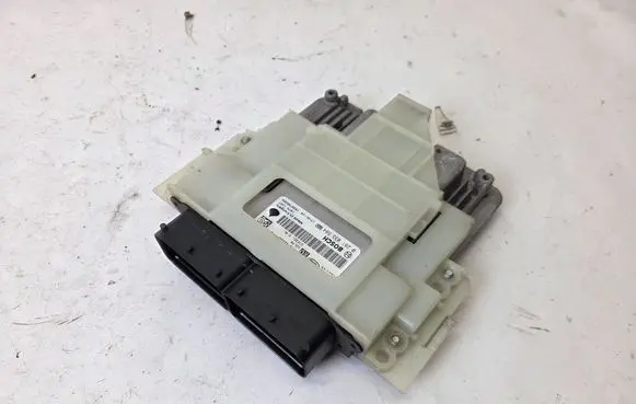 Land Rover Evoque I Engine control unit/module HX73-12C520-FFB 0281033584