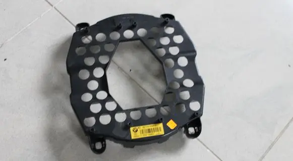 BMW X5 E70 Subwoofer grill/trim 65139218696