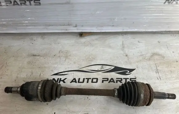 Toyota Auris E180 Front driveshaft