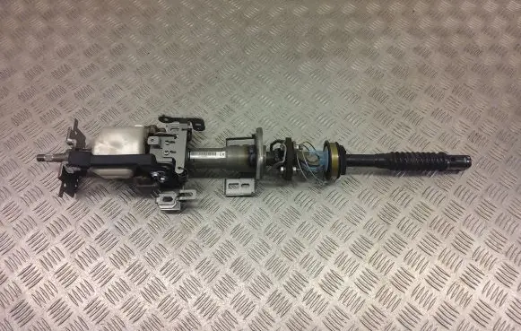 Nissan Navara D23 Steering wheel axle 6E310617 EK6906A081
