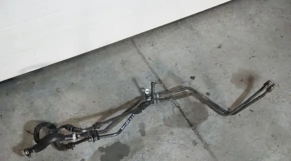 Ford Ranger Gearbox oil cooler pipe/hose 