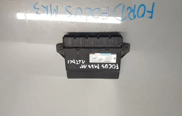 Ford Focus Comfort/convenience module