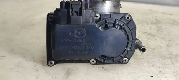 Mazda 6 Throttle valve R2AA136B0 K4238 11L03H
