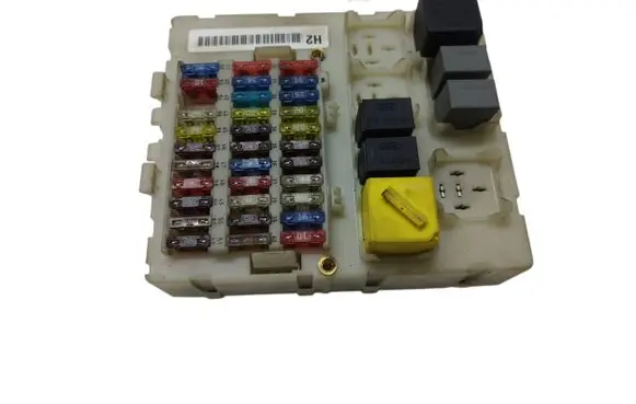 Ford Focus Fuse module 2M5T14A073BC 518783204