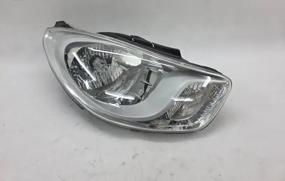 Hyundai i10 Headlight/headlamp 921020X1
