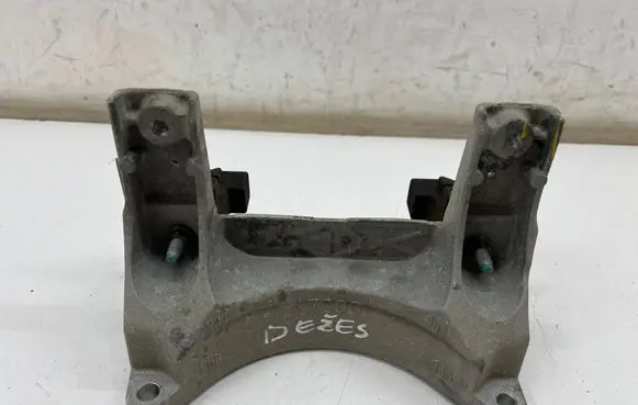 KIA Stinger Gearbox mounting bracket 4521047300