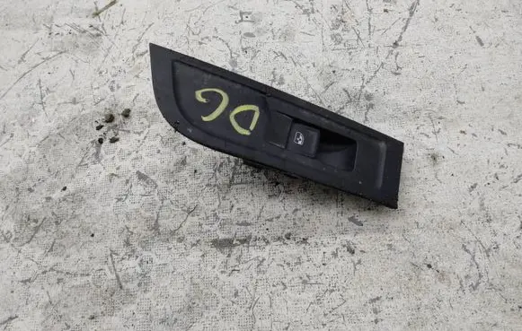 Skoda Kamiq Electric window control switch 5G0959855K 08SB24021 CZVR6