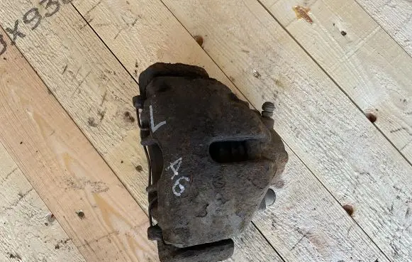 Audi A6 S6 C6 4F Front brake caliper