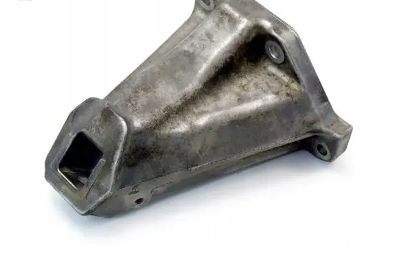 BMW 5 F10 F11 Engine mounting bracket 2211
