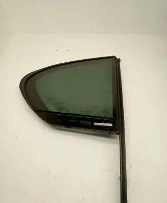 BMW 7 G11 G12 Rear vent window glass 7384216