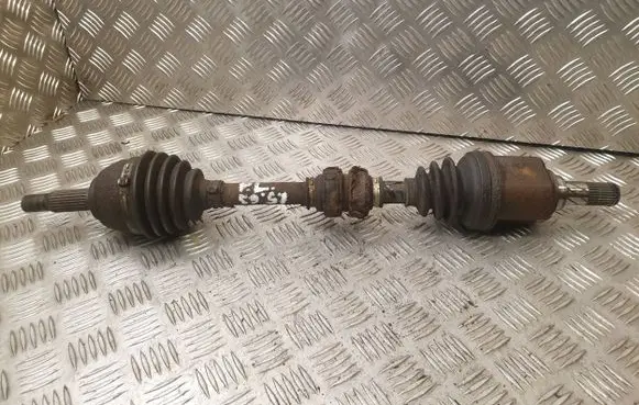 Nissan Note (E11) Front driveshaft