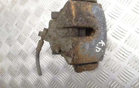Volkswagen PASSAT B6 Front brake caliper