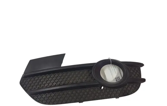 Audi Q3 8U Front fog light trim/grill 8U0807681A NP3116235