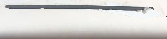 Citroen C3 Aircross Front door glass trim molding 39126275